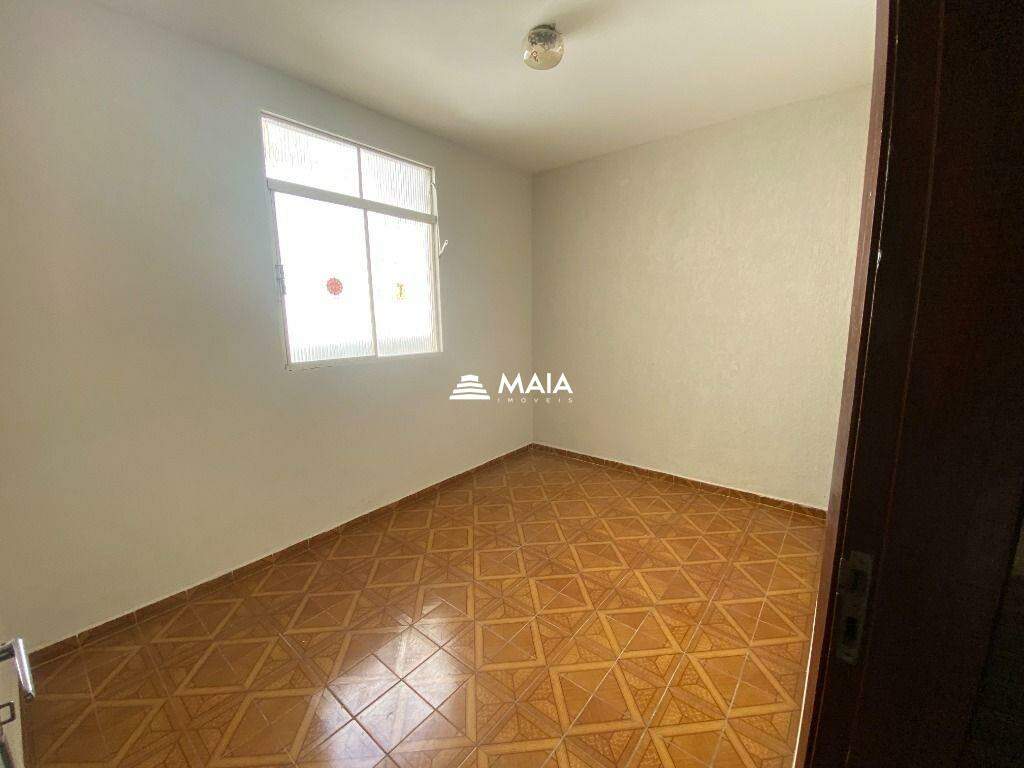 Casa à venda no Conjunto Guanabara: 