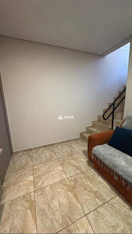 Casa à venda no Jardim Elza Amuí I: 