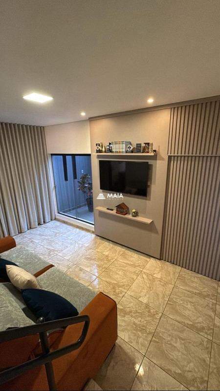 Casa à venda no Jardim Elza Amuí I: 