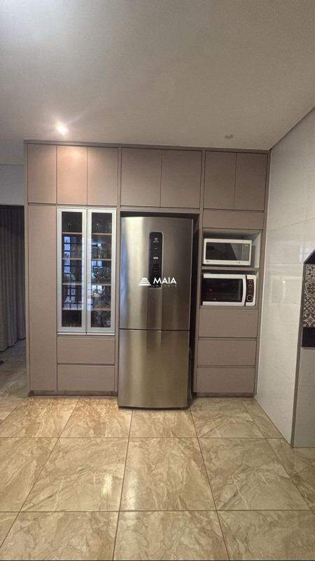 Casa à venda no Jardim Elza Amuí I: 