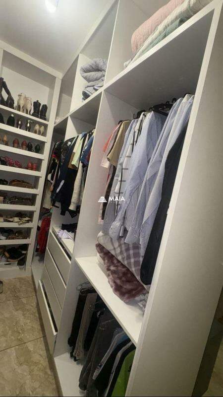 Casa à venda no Jardim Elza Amuí I: 