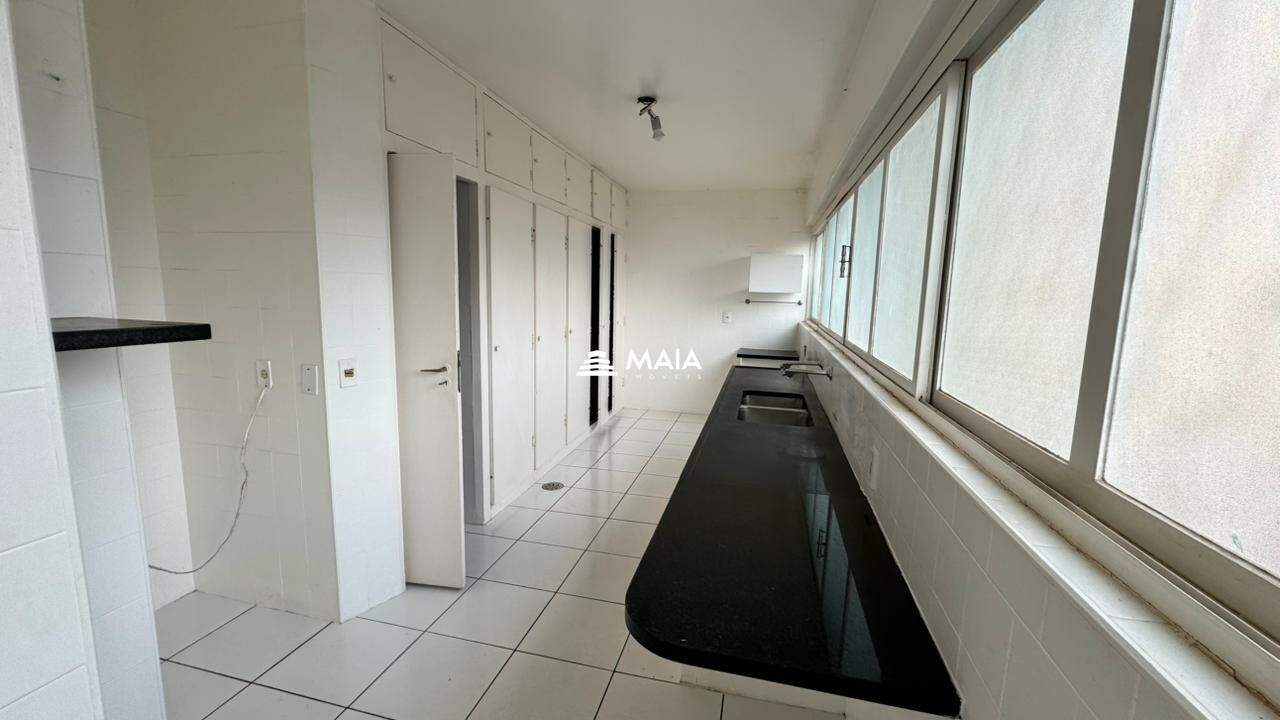 Apartamento para aluguel no Centro: 