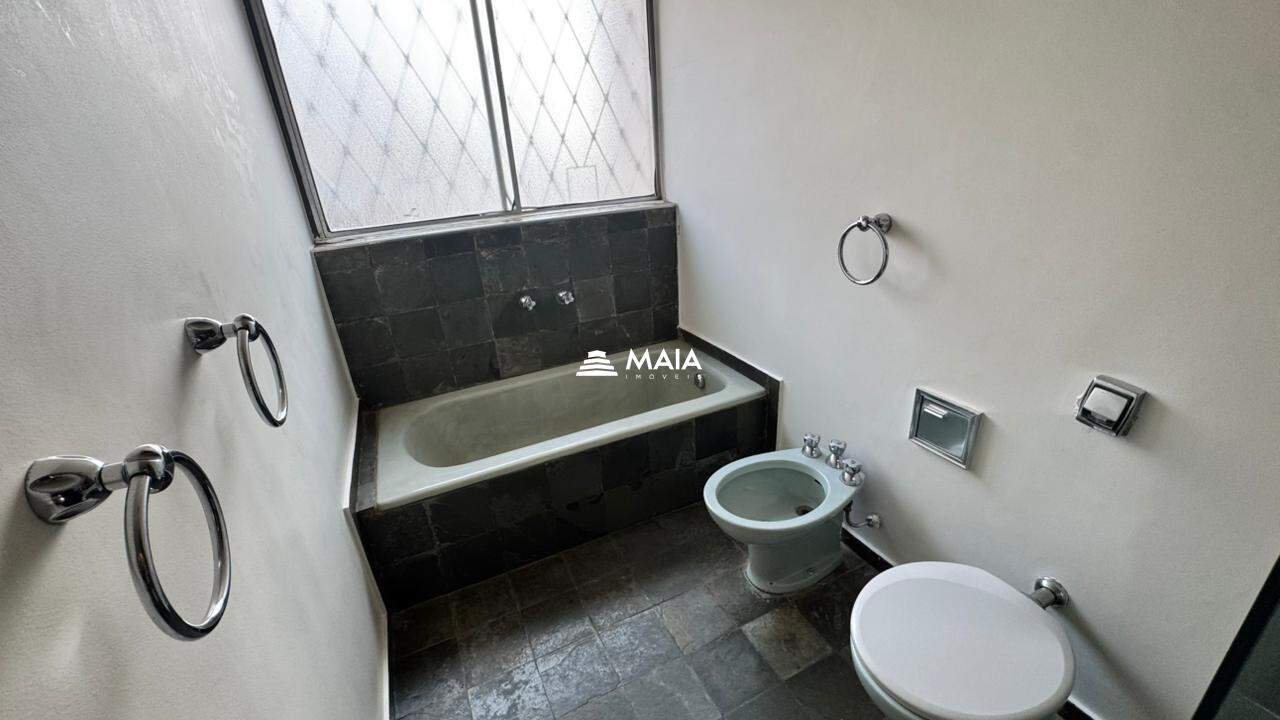 Apartamento para aluguel no Centro: 