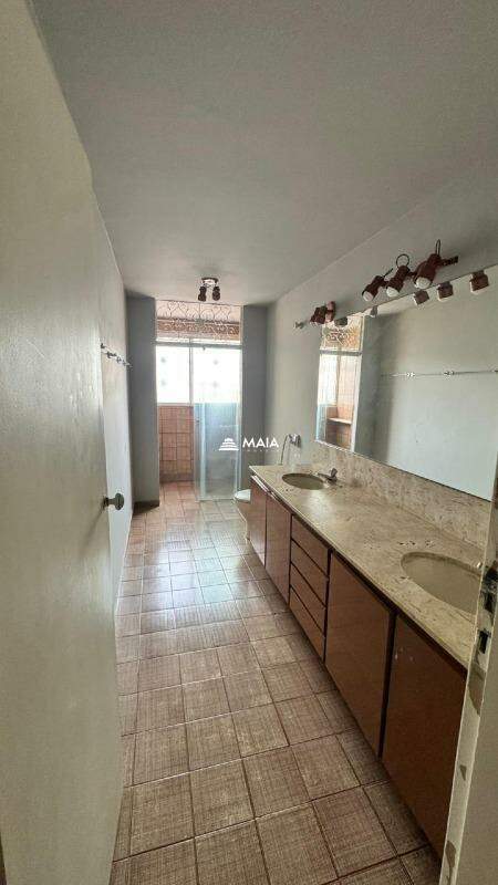 Apartamento para aluguel no Centro: 