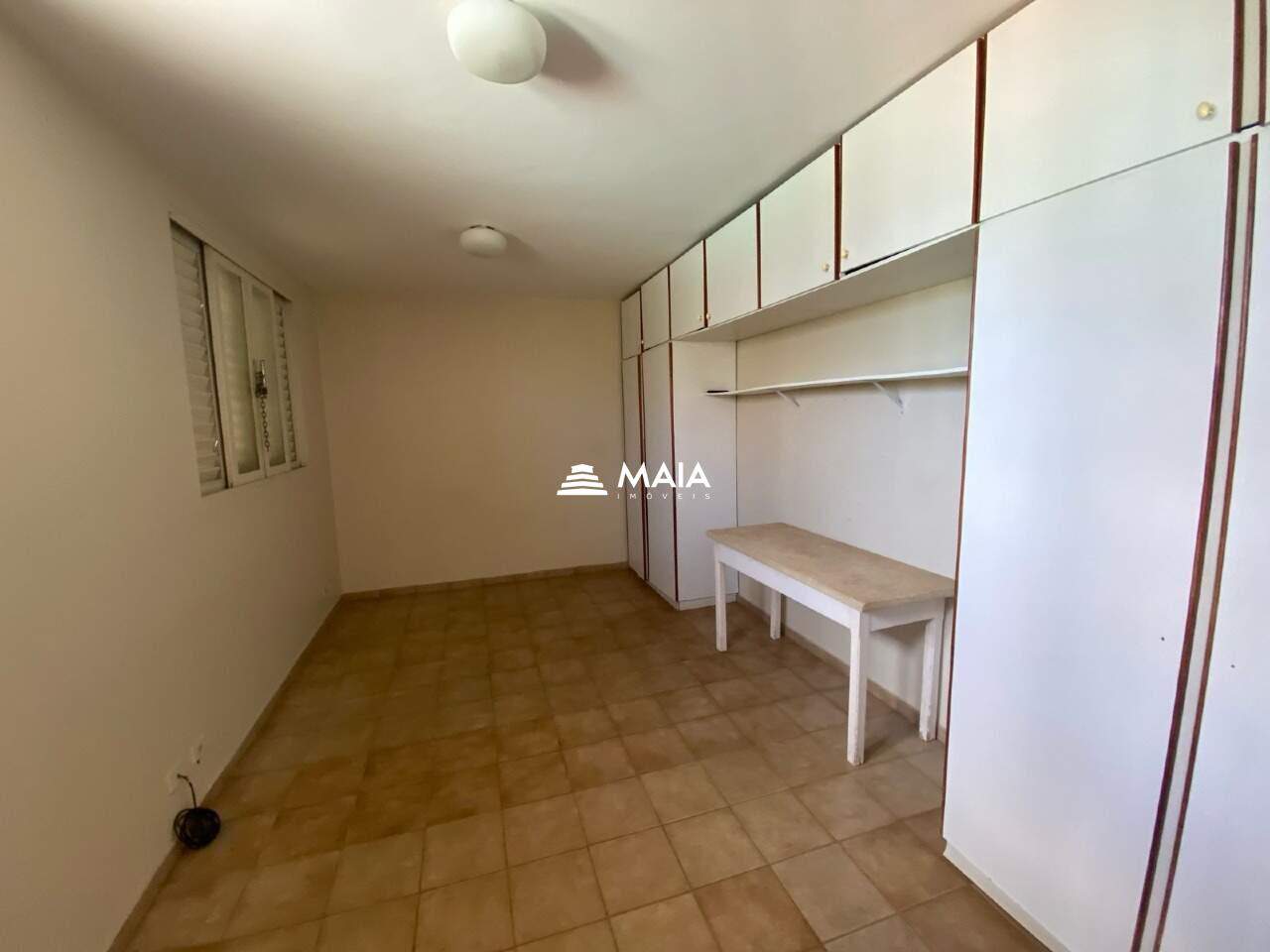 Casa para aluguel no Centro: 