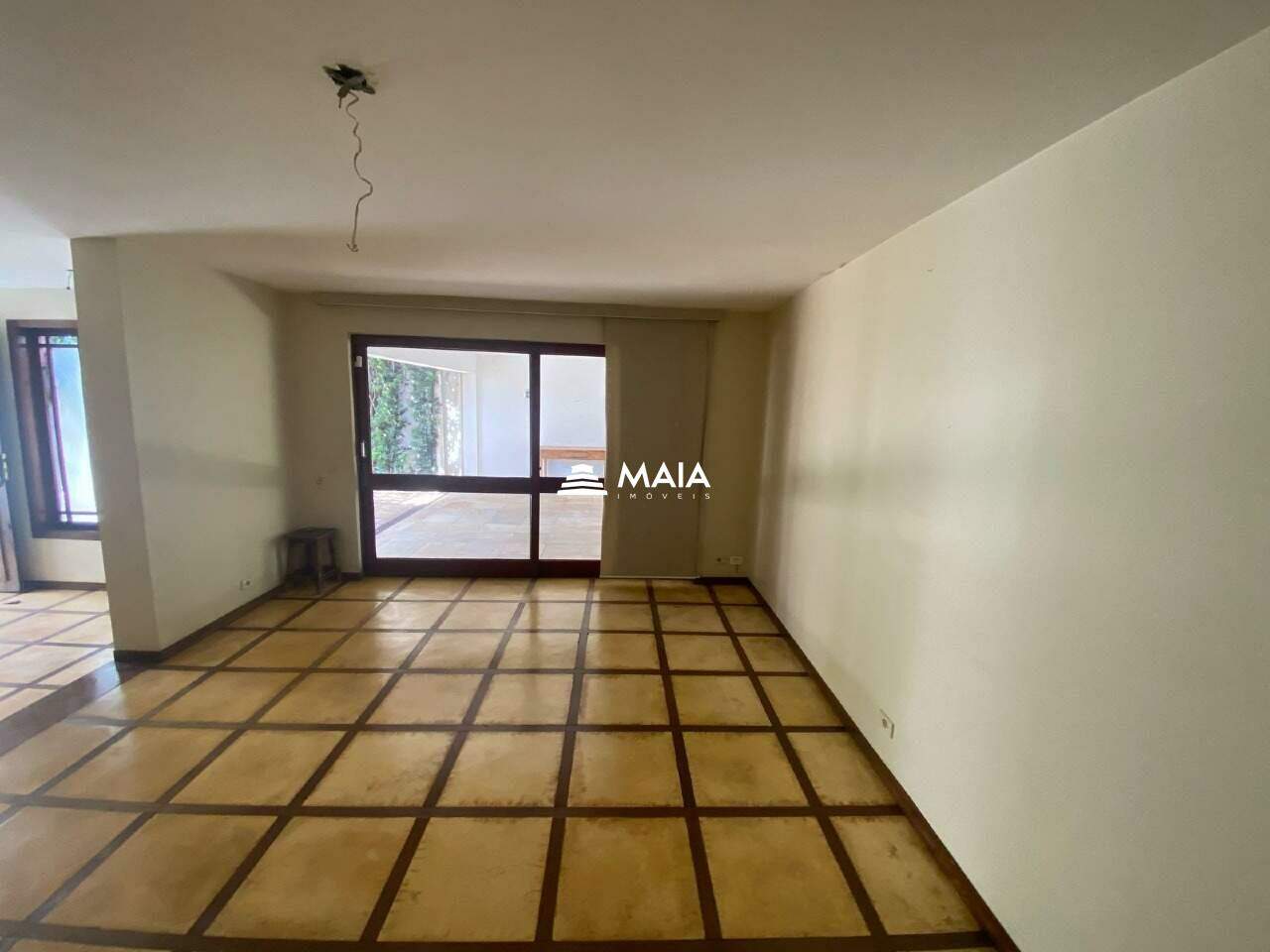 Casa para aluguel no Centro: 