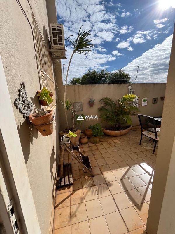 Apartamento para aluguel no Mercês: 