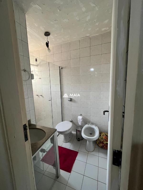 Apartamento para aluguel no Mercês: 