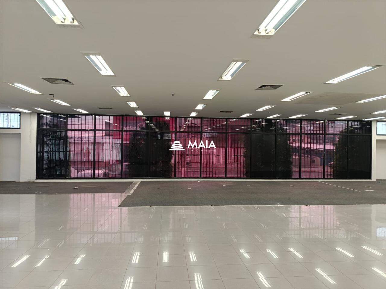 Comercial para aluguel no Mercês: 