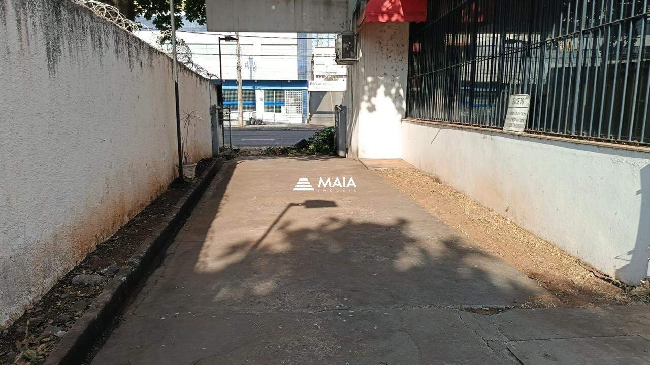 Comercial para aluguel no Mercês: 