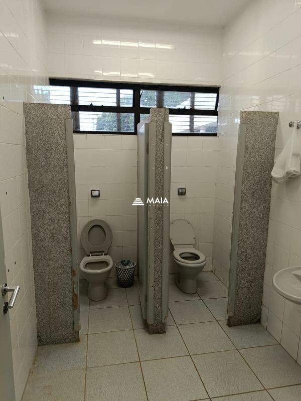 Comercial para aluguel no Mercês: 