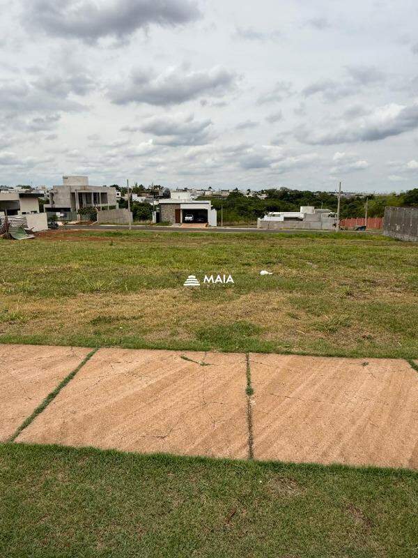 Terreno em Condomínio à venda no Damha III - Res. Uberaba: 