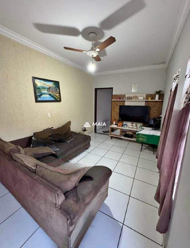 Casa à venda no Conjunto Uberaba: 