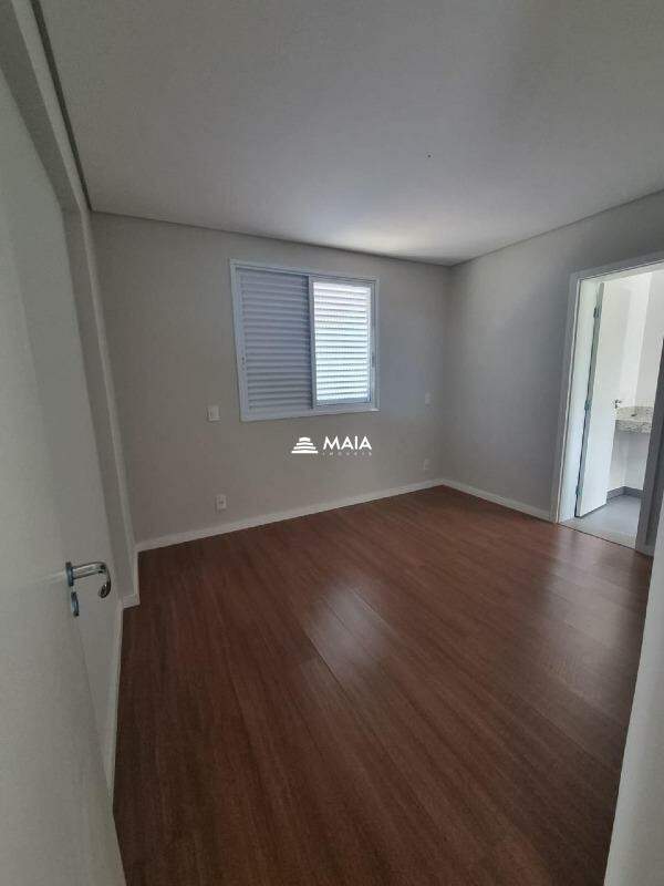 Apartamento à venda no Vila Olímpica: 