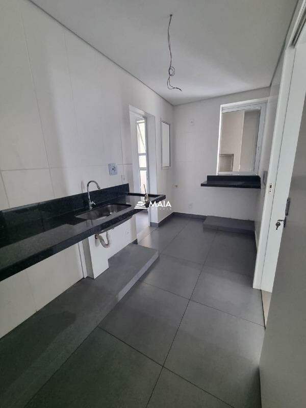 Apartamento à venda no Vila Olímpica: 