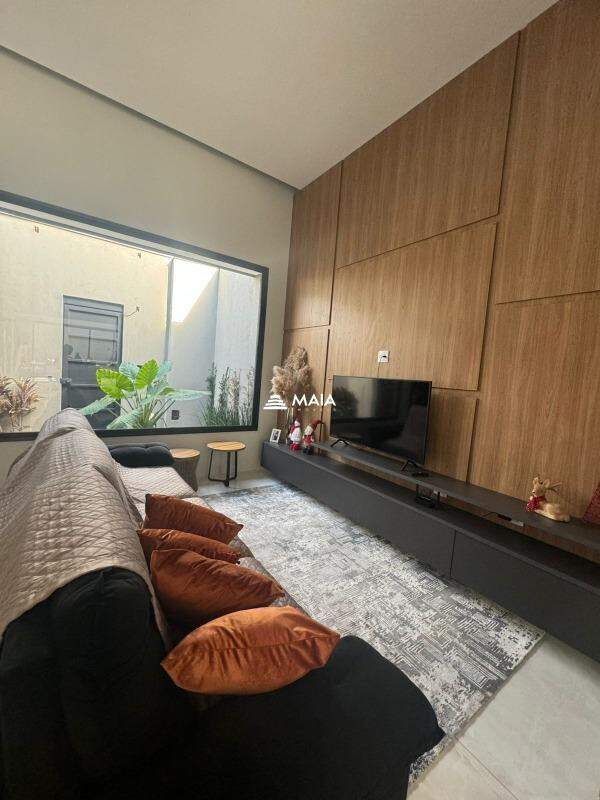 Casa à venda no Parque das Laranjeiras: 