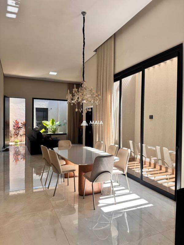 Casa à venda no Parque das Laranjeiras: 