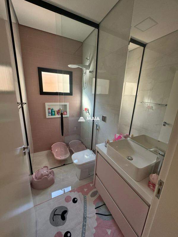 Casa à venda no Parque das Laranjeiras: 