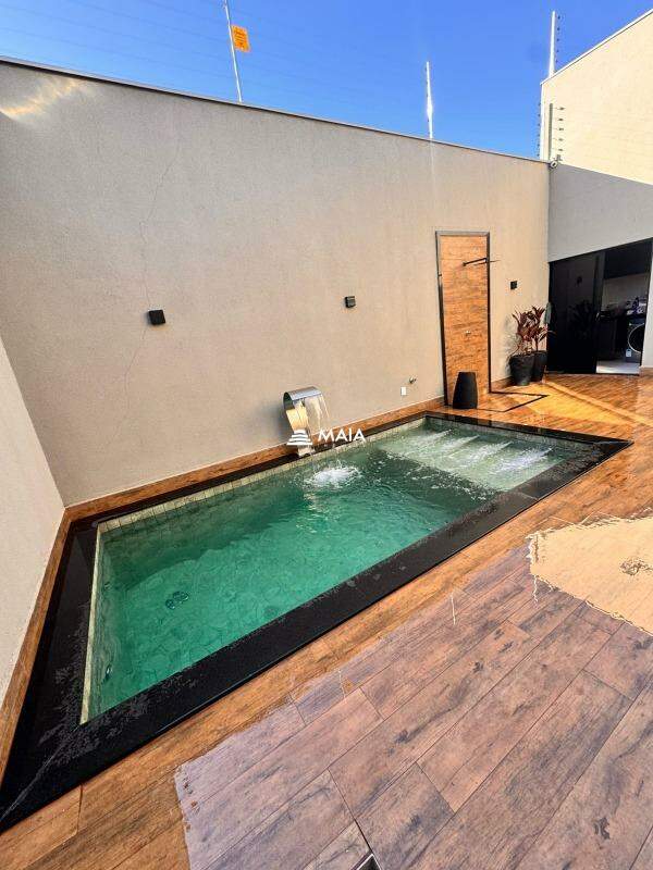 Casa à venda no Parque das Laranjeiras: 