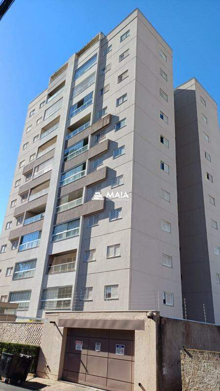 Apartamento á venda no bairro São Sebastião
