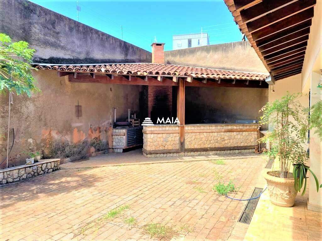 Casa à venda no Jardim Alexandre Campos: 