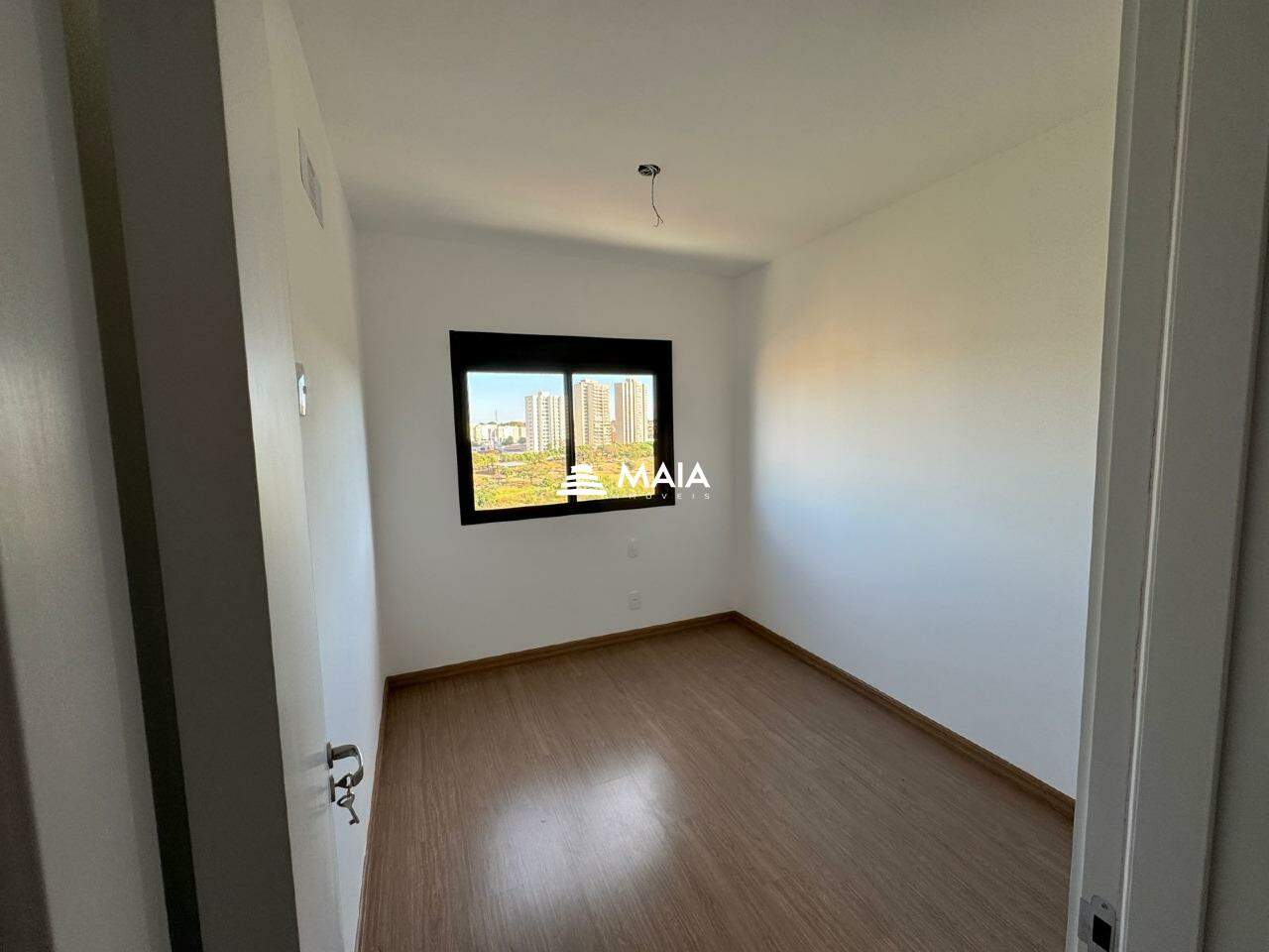 Apartamento à venda no Jardim do Lago: 