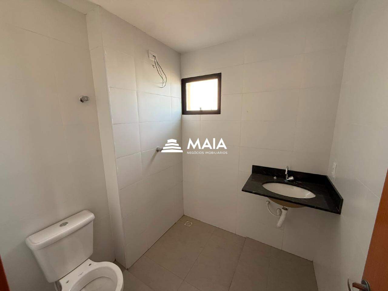 Apartamento à venda no Mercês: 