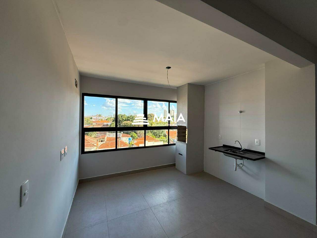 Apartamento à venda no Mercês: 
