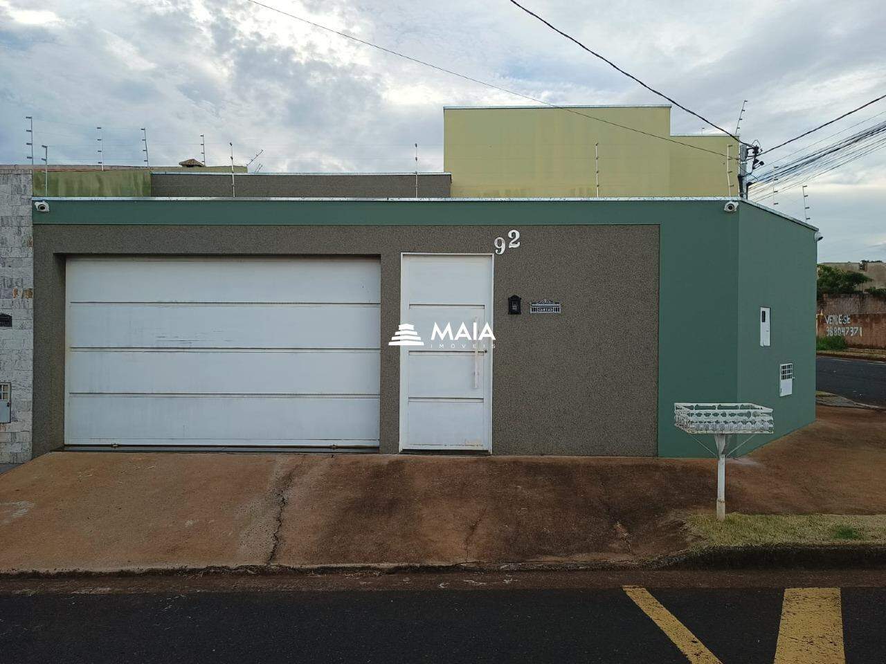 Casa à venda no Parque das Laranjeiras II: 