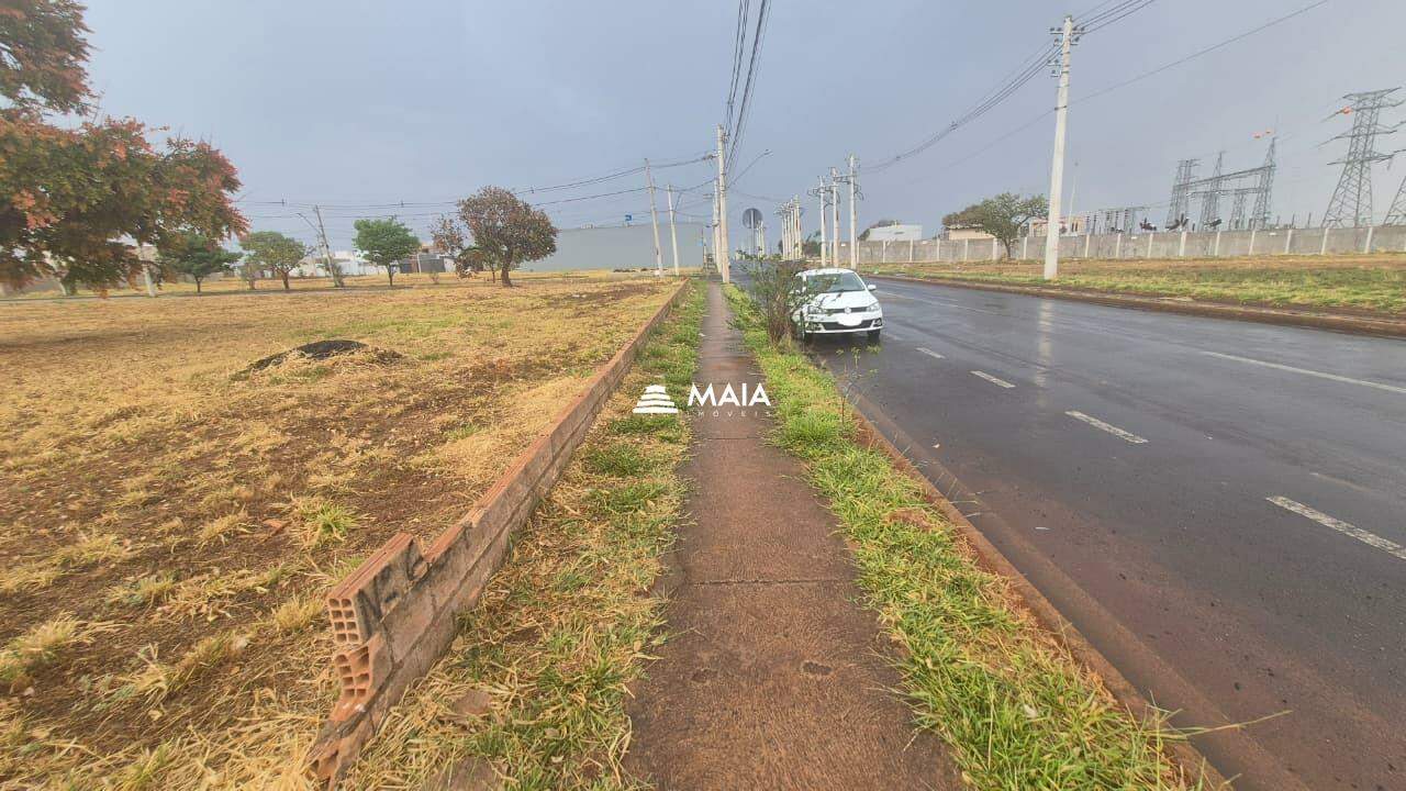 Terreno/Área à venda no Parque das Laranjeiras: 
