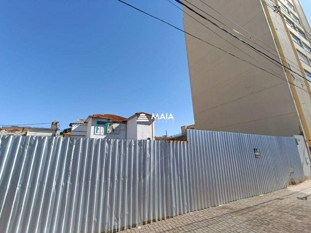 Terreno/Área para aluguel no São Benedito: 