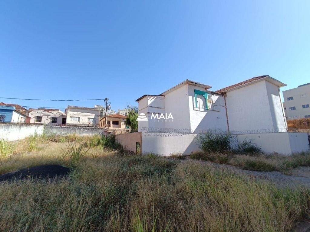 Terreno/Área para aluguel no São Benedito: 