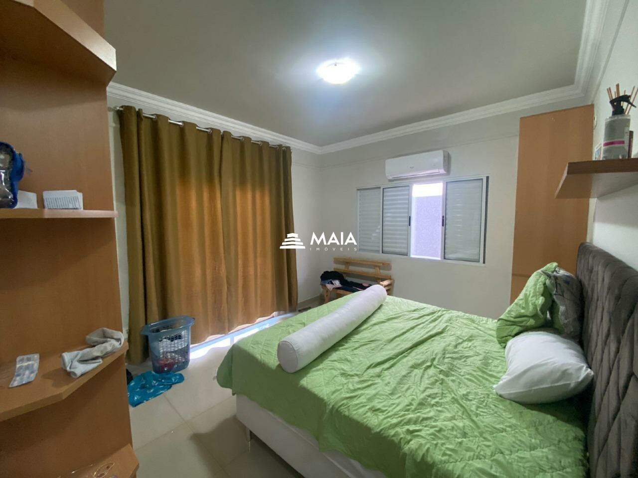 Casa à venda no Jardim Nenê Gomes: 