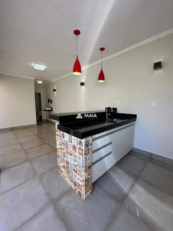 Casa de Condomínio à venda no Portal Beija Flor: 