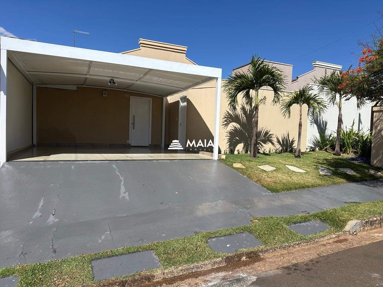 Casa de Condomínio à venda no Portal Beija Flor: 