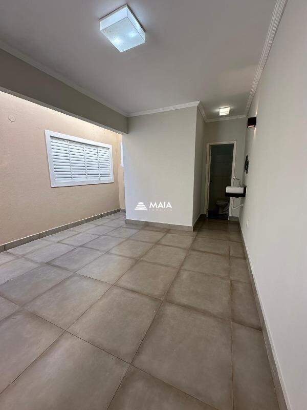 Casa de Condomínio à venda no Portal Beija Flor: 