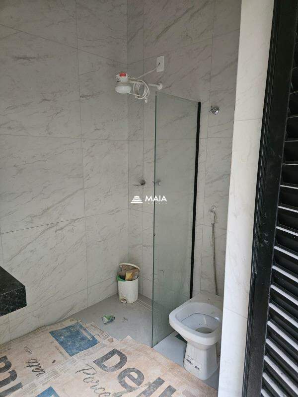 Comercial para aluguel no Mercês: 