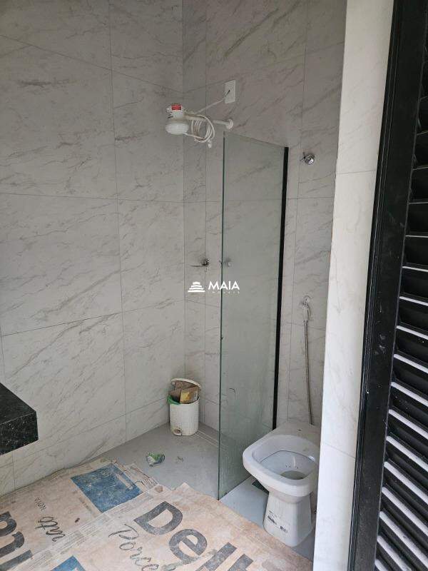 Comercial para aluguel no Mercês: 