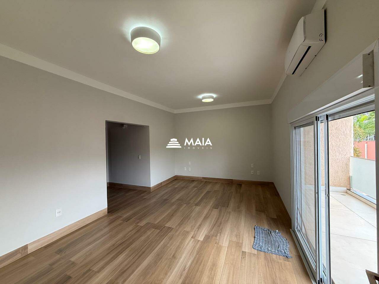 Casa de Condomínio à venda no Flamboyant III Resid. Park: 