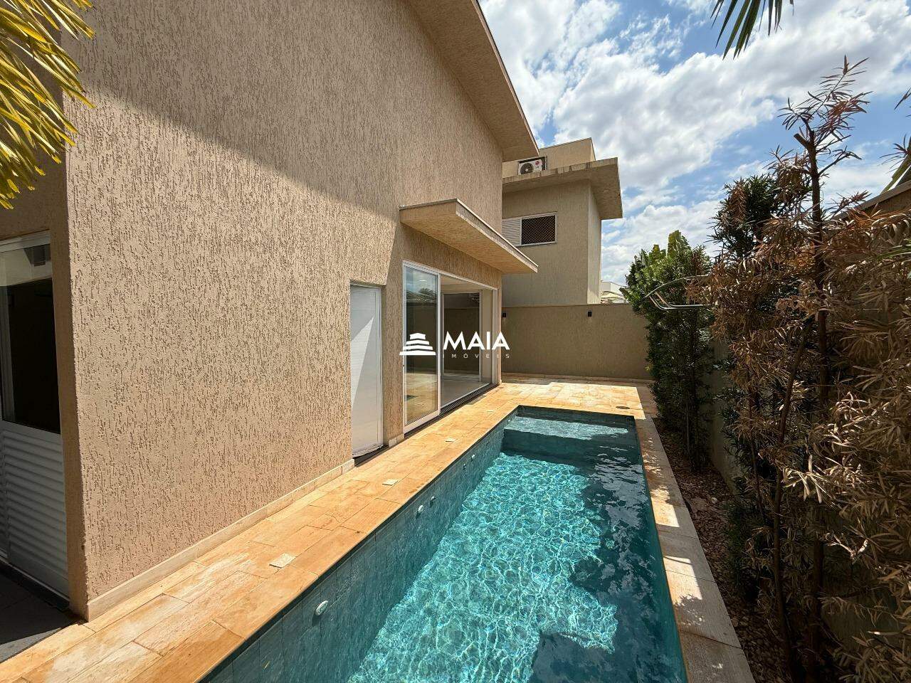 Casa de Condomínio à venda no Flamboyant III Resid. Park: 