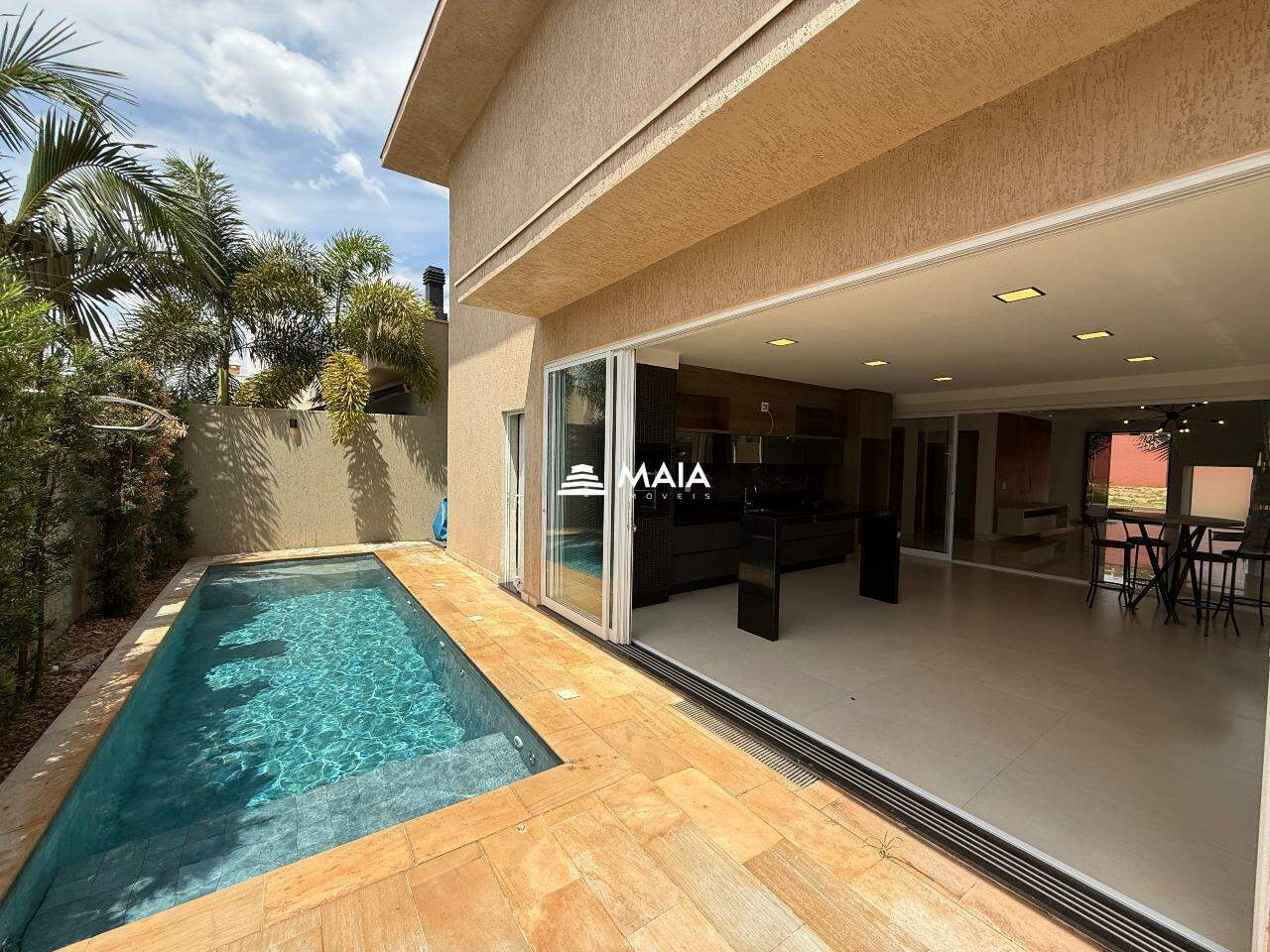 Casa de Condomínio à venda no Flamboyant III Resid. Park: 