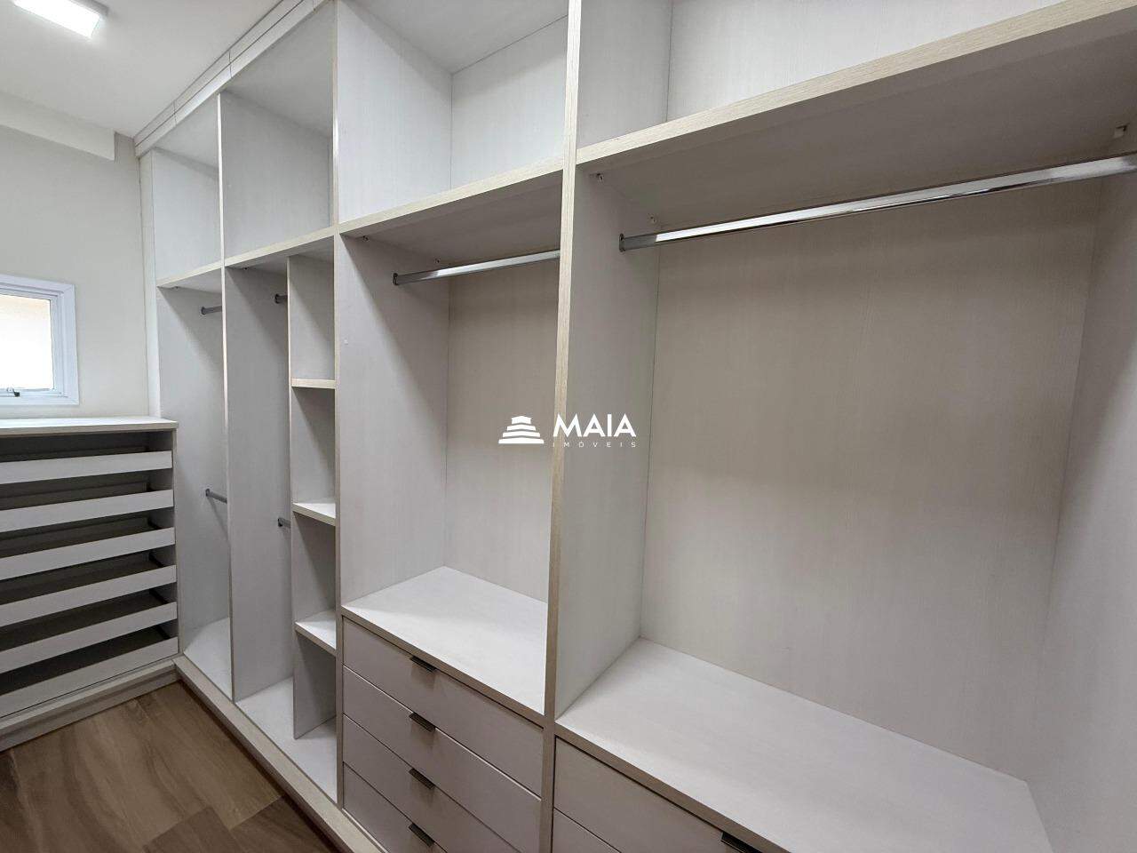 Casa de Condomínio à venda no Flamboyant III Resid. Park: 