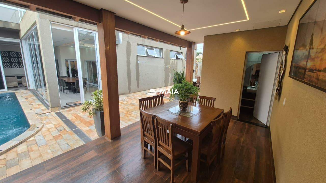 Casa de Condomínio à venda no Residencial Mário de Almeida Franco: 