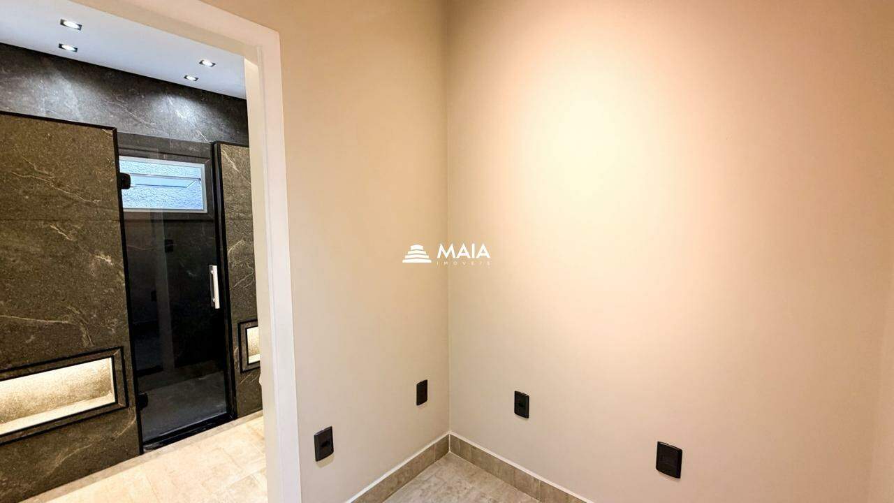 Casa à venda no Fabrício: 