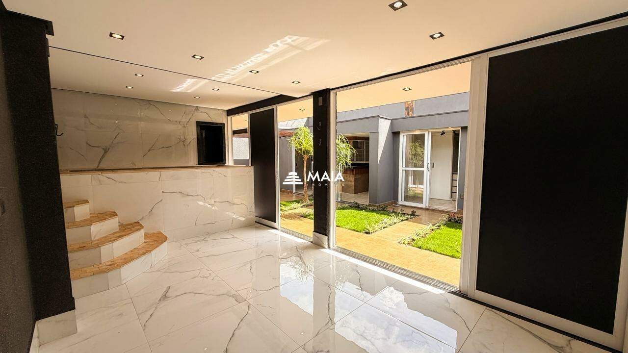 Casa à venda no Fabrício: 