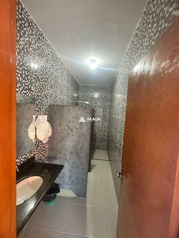 Casa à venda no Lourdes: 