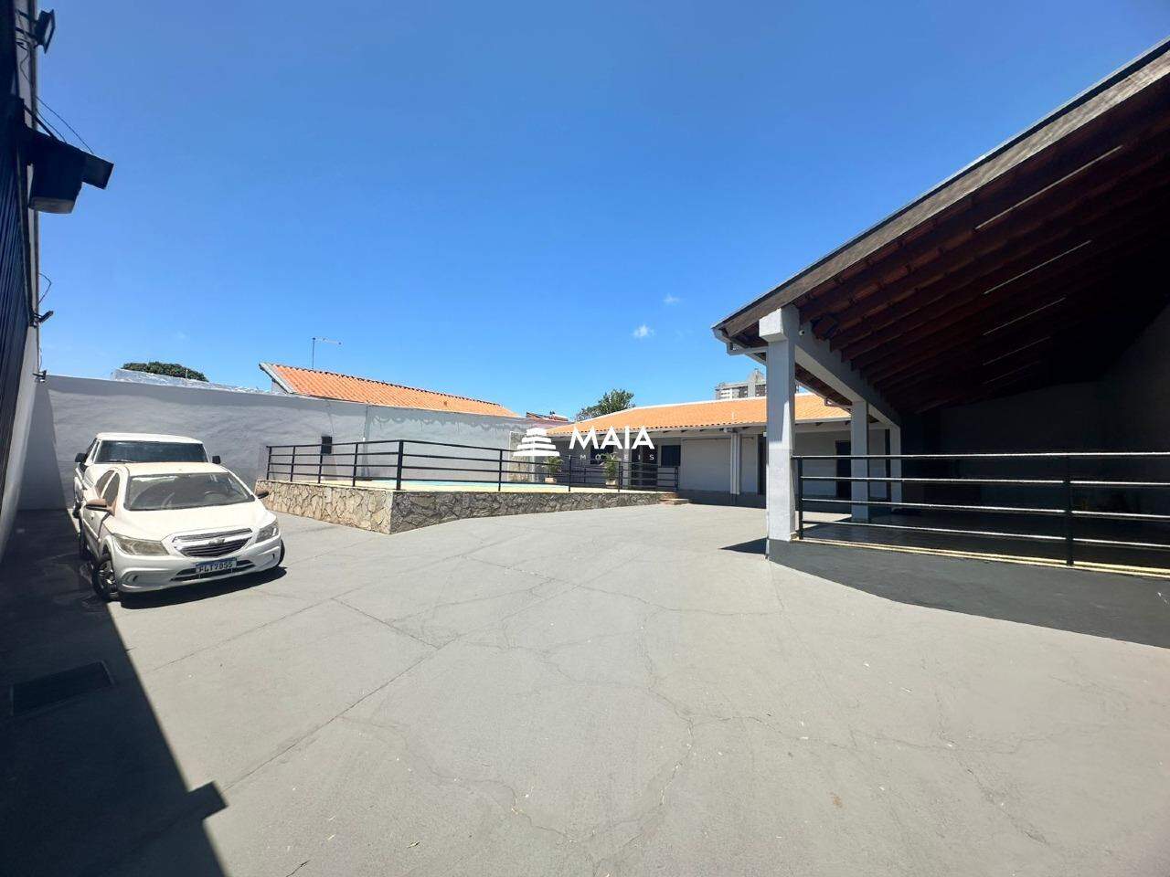 Casa à venda no Lourdes: 