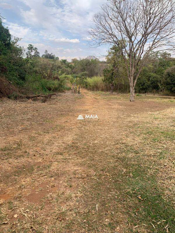 Rancho/ Chácara/ Rural à venda no Chacara Santa Luzia: 