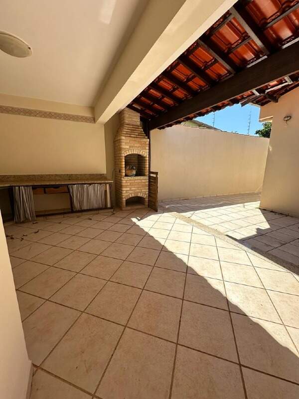 Casa para aluguel no Santa Marta: 