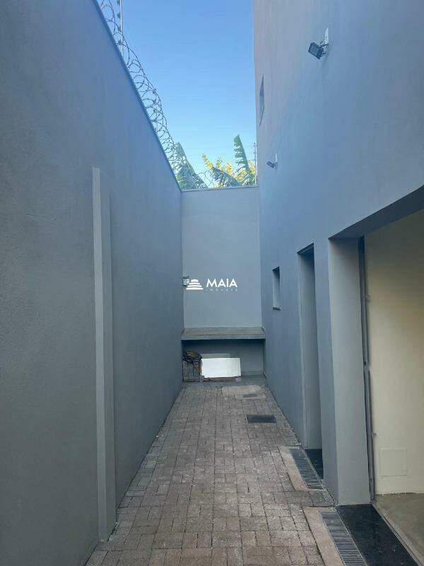 Galpão para aluguel no Antonia Cândida: 